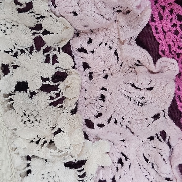 Nwt Rue 21 Lace Shorts Cream, Light Pink, Hot Pink and Burgandy Size Medium - Picture 4 of 5